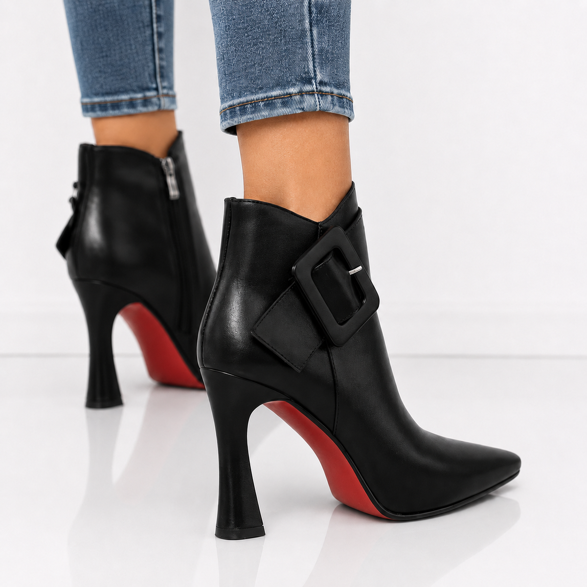 Akira | Stivaletti in Vera Pelle con Fibbia