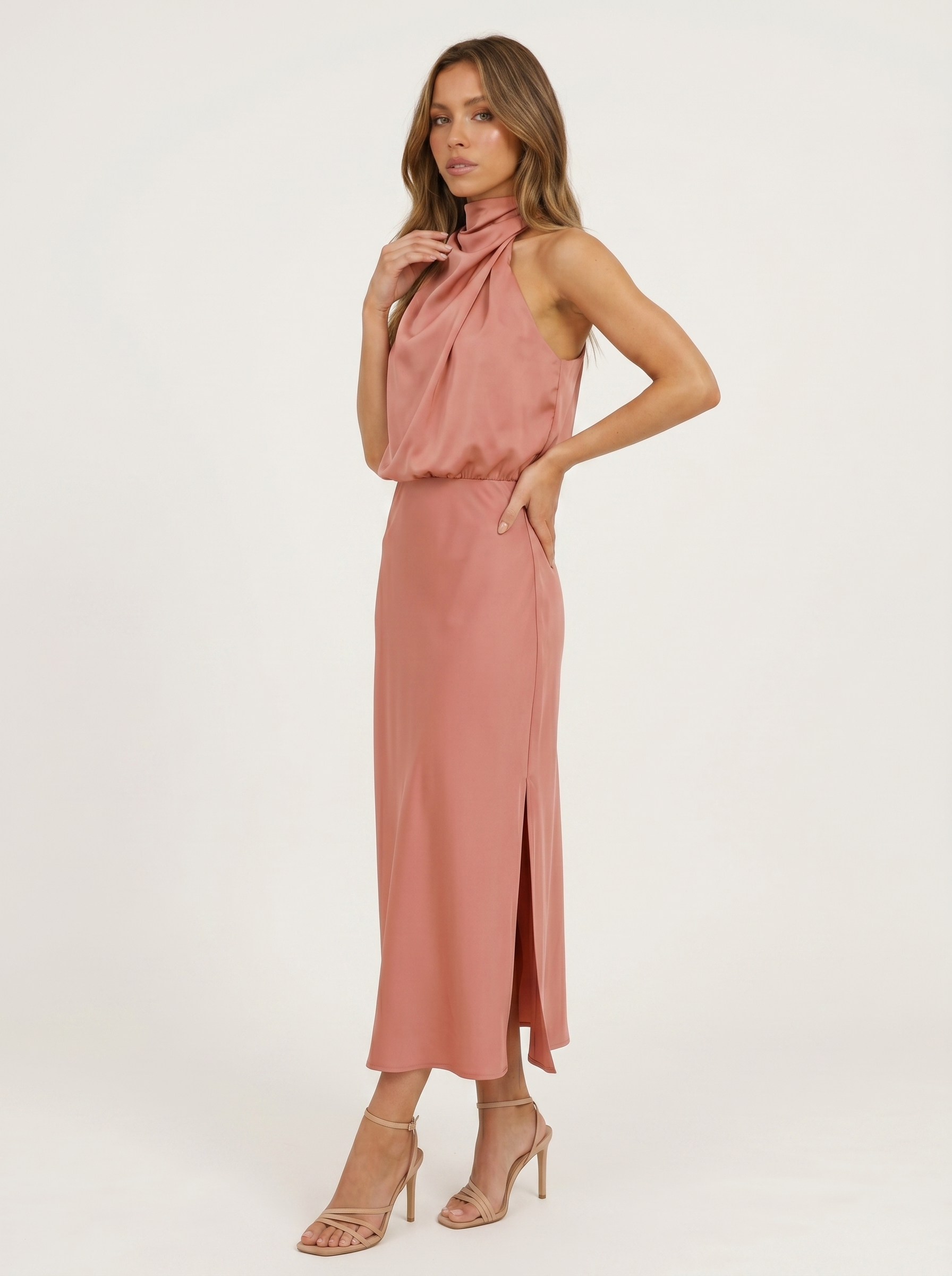 Sabrina | Abito Halter Eleganza Raffinata