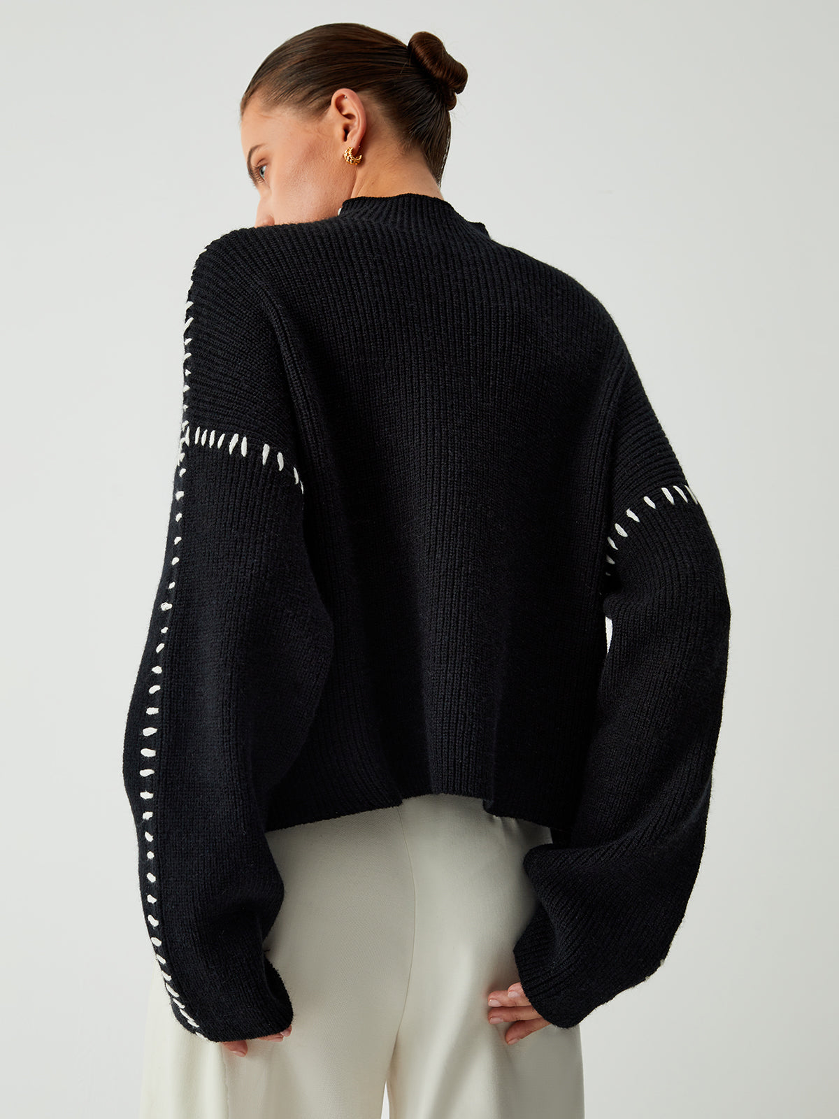 Livia | Maglione in Maglia con Cuciture a Contrasto