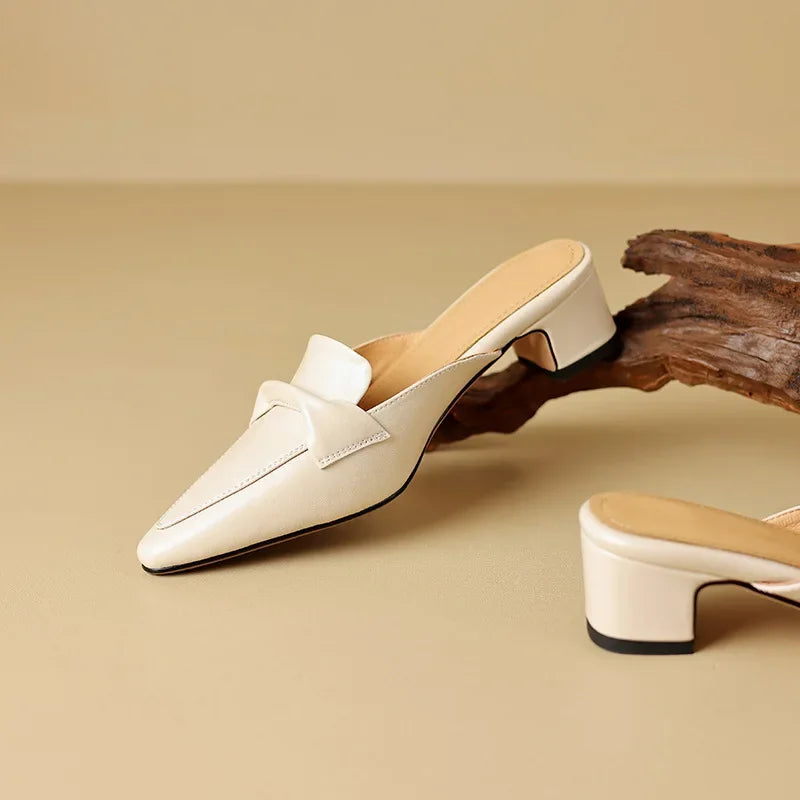 Marcella | Mules a Punta con Fiocco