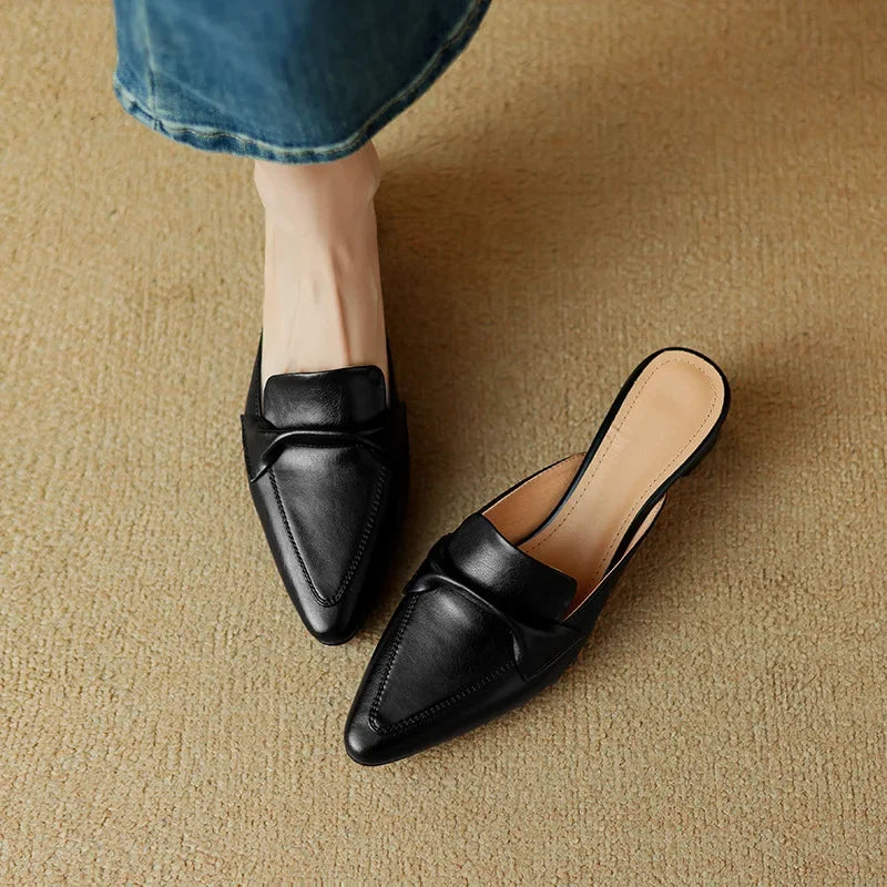 Marcella | Mules a Punta con Fiocco
